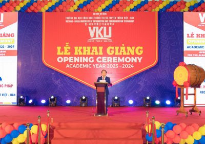 VKU: Lễ khai giảng năm học 2023-2024 - Thuộc TOP các trường đại học có điểm chuẩn cao của cả nước - Thủ khoa với điểm xét học bổng đầu vào 30.28 điểm